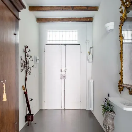 Charming Flat Righi Apartamento